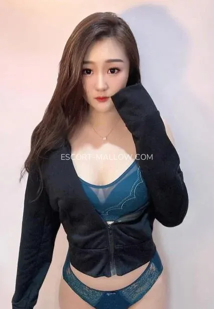 Escort Mallow Jocelyn — 4