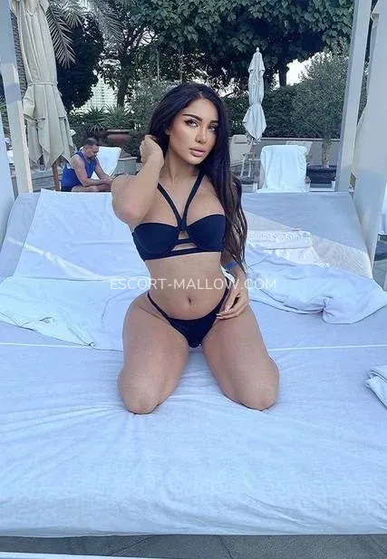 Escort Mallow Jayla — 1