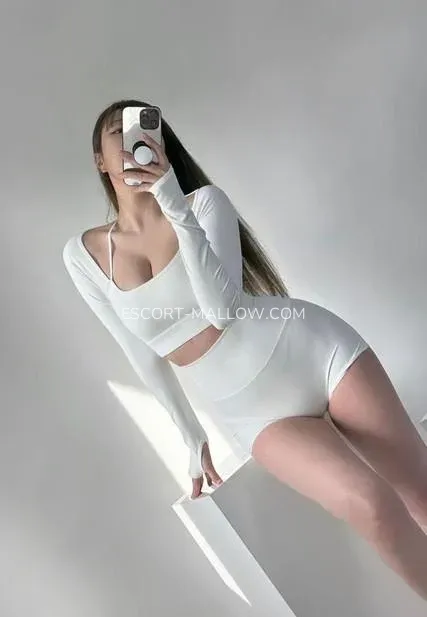 Escort Mallow Selena — 4