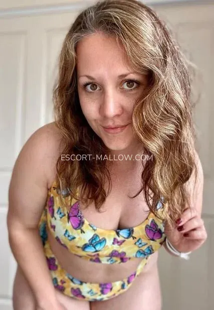 Escort Mallow Anneli — 3