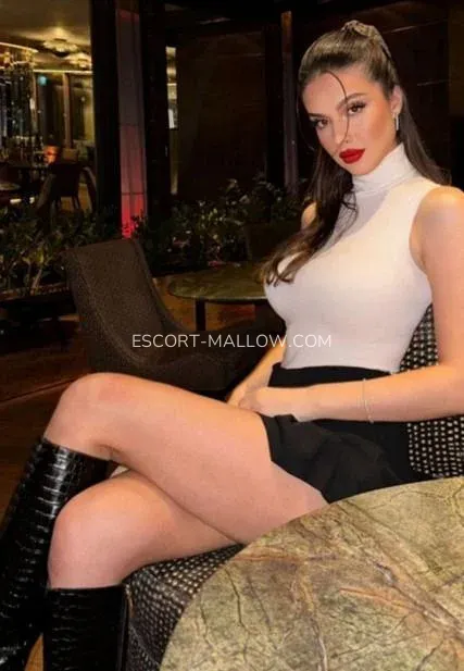 Escort Mallow Anita — 4