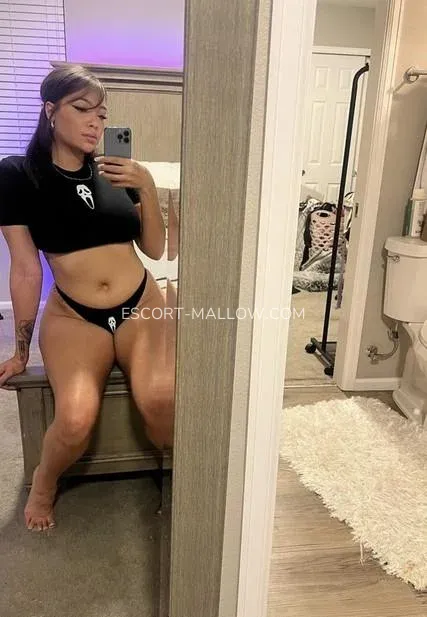 Escort Mallow Valerie — 1