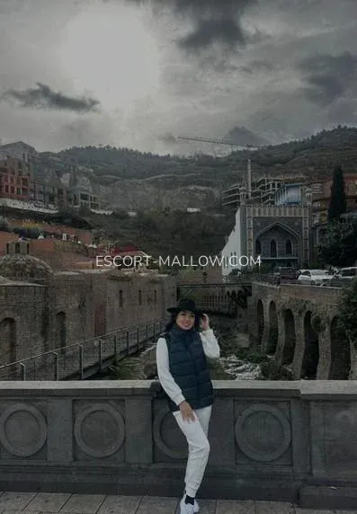 Escort Mallow Ingrid — 6