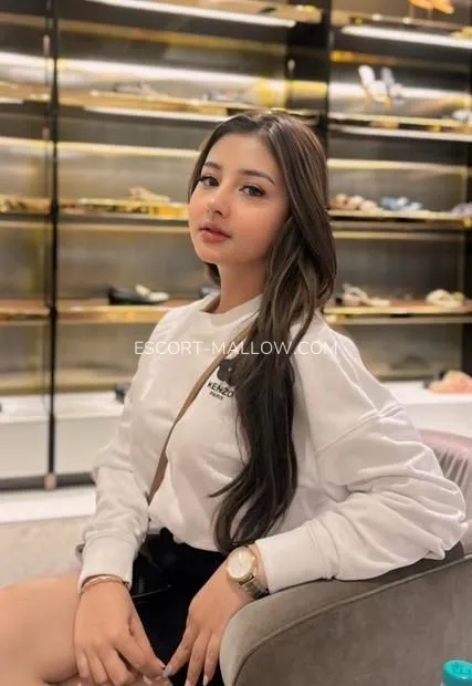 Escort Mallow catherine