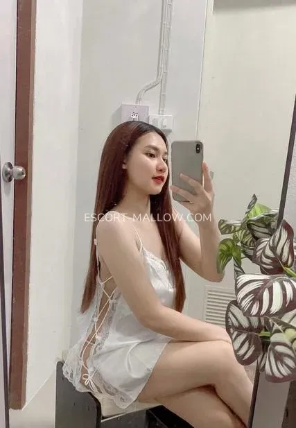 Escort Mallow Lindsey — 4