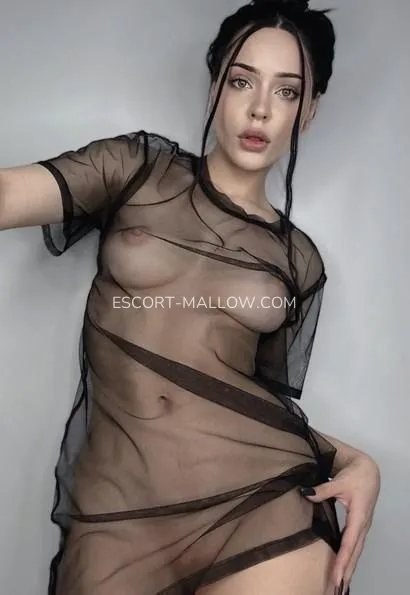 Escort Mallow Alexandra — 2