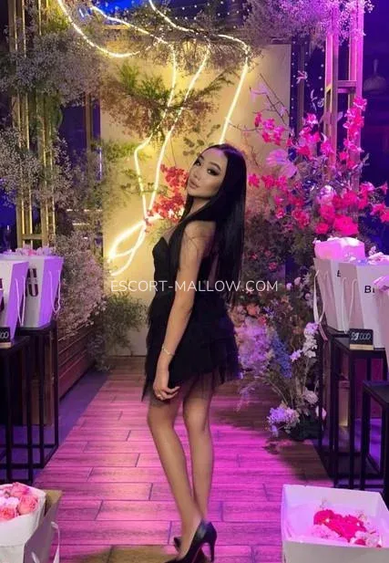 Escort Mallow Eva — 1