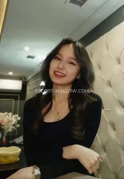 Escort Mallow Anita — 5