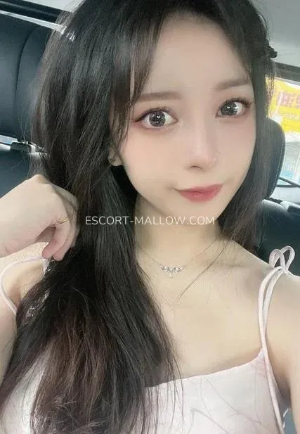 Escort Mallow Kathryn — 4