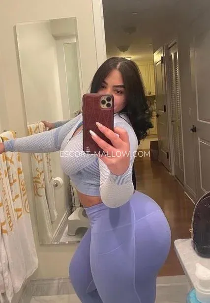 Escort Mallow Angel — 3