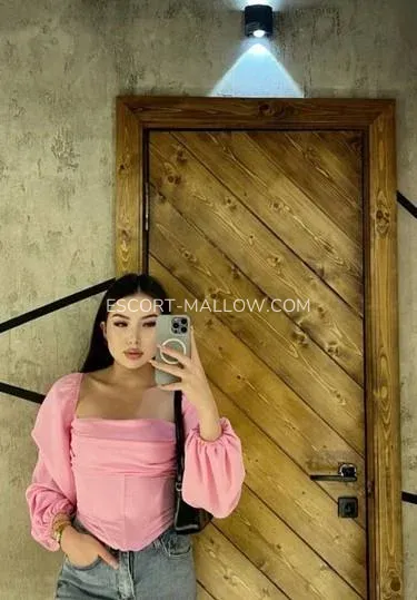 Escort Mallow Anita — 9