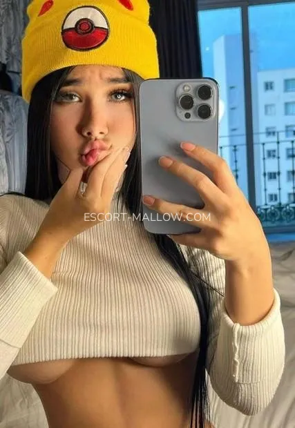 Escort Mallow Gianna — 2
