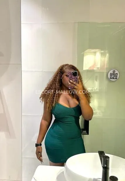 Escort Mallow Kate — 1