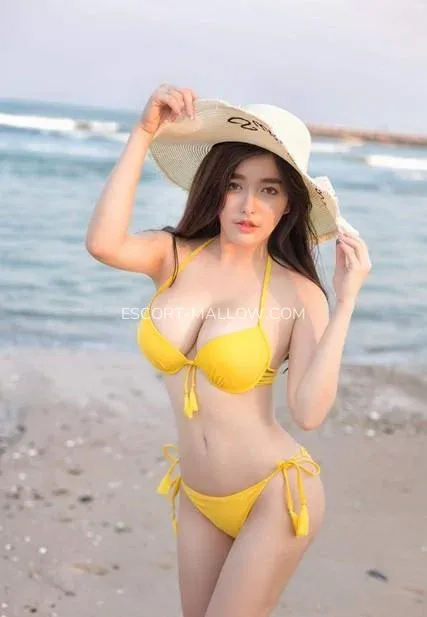 Escort Mallow Nieves — 1