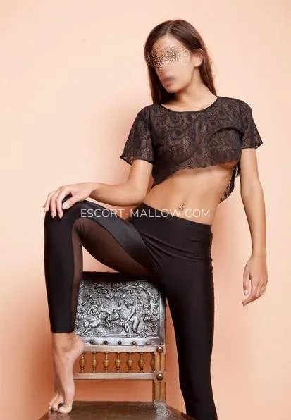 Escort Mallow Shelby — 3