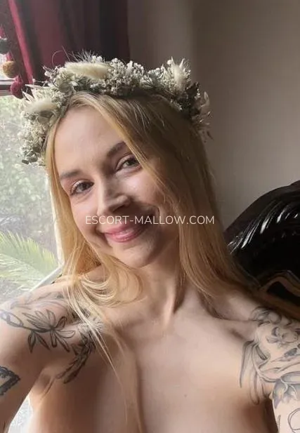 Escort Mallow Erica — 6