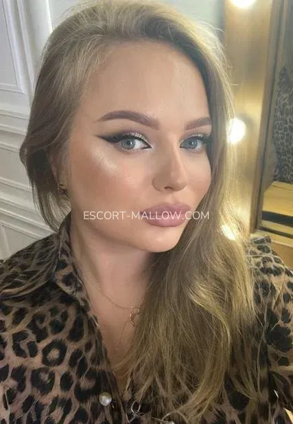 Escort Mallow Ebba — 4