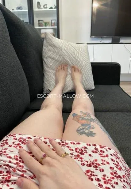 Escort Mallow Iliane — 6