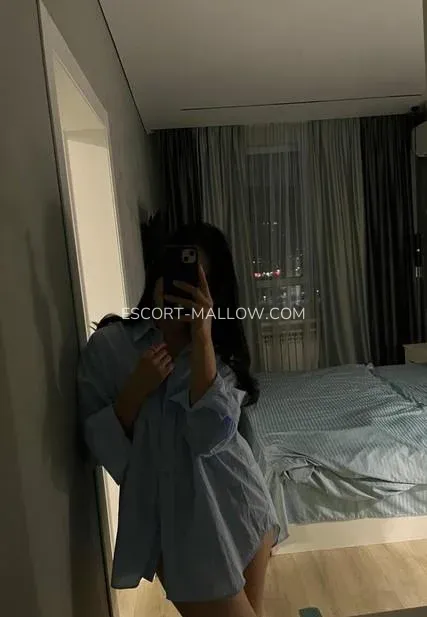 Escort Mallow Jada — 5