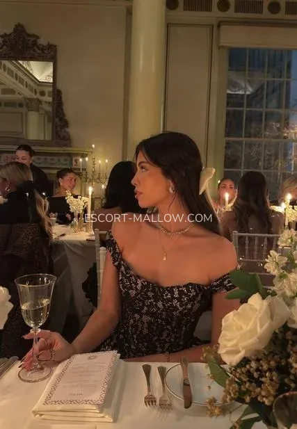 Escort Mallow Genesis — 3