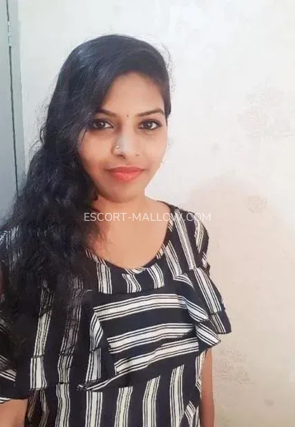 Escort Mallow Bianca — 3