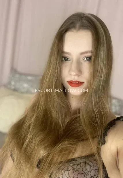 Escort Mallow Constanza — 5