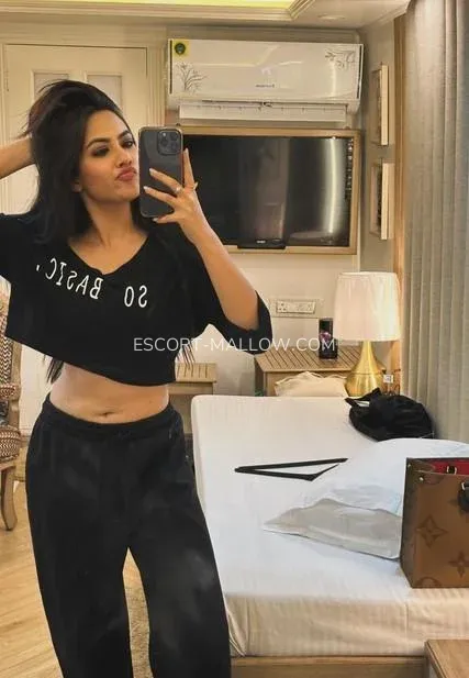 Escort Mallow Rut — 1