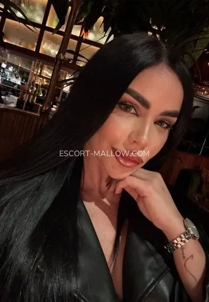 Escort Mallow Jadyn — 4