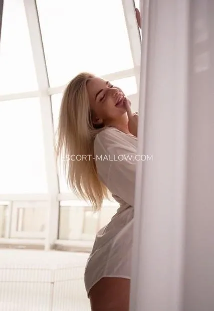 Escort Mallow Jasmin — 2