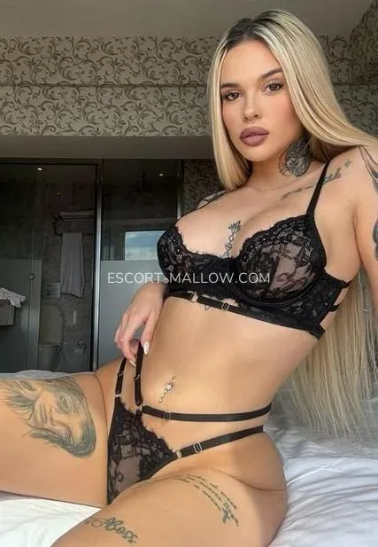 Escort Mallow Mafalda — 6