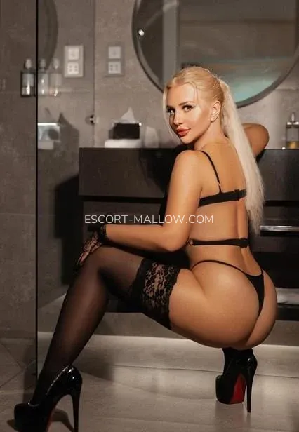 Escort Mallow Anette — 3