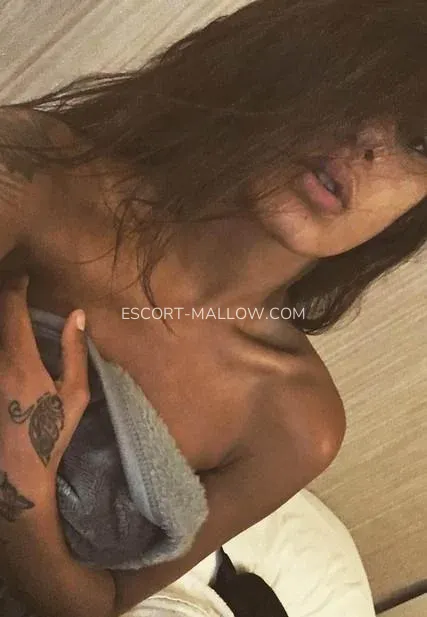 Escort Mallow Caitlin — 1