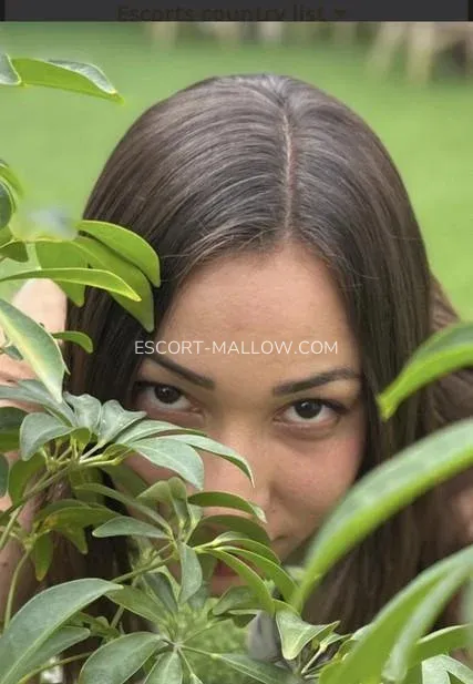 Escort Mallow Nathalie — 3
