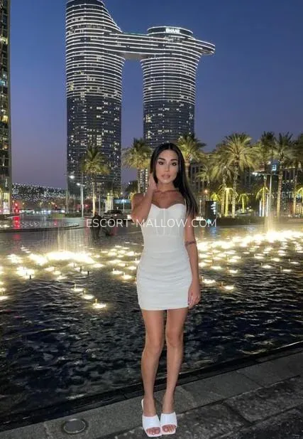 Escort Mallow Andrea — 1