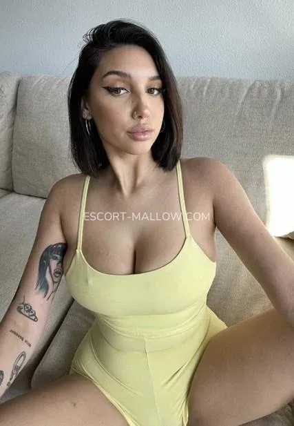 Escort Mallow Michelle — 1