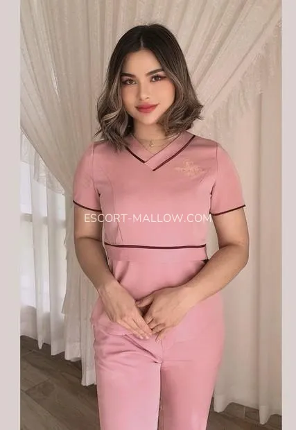 Escort Mallow Isabelle