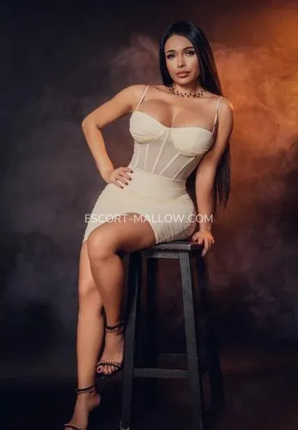 Escort Mallow Caitlin — 1