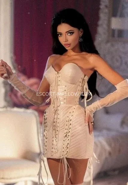 Escort Mallow Kathryn — 1