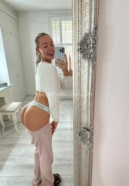 Escort Mallow Camryn — 6
