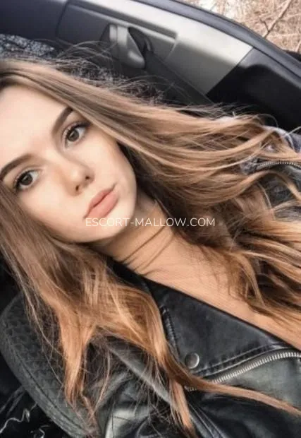 Escort Mallow Maria — 2